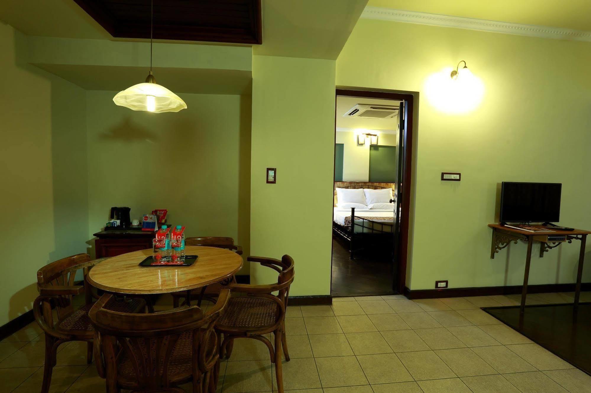 Travancore Court Kochi Exterior photo